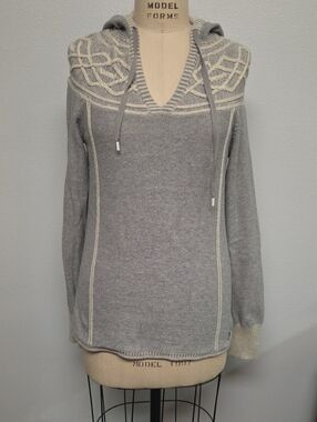 Eddie Bauer Gray V-Neck Hooded Sweater with Cream Accents